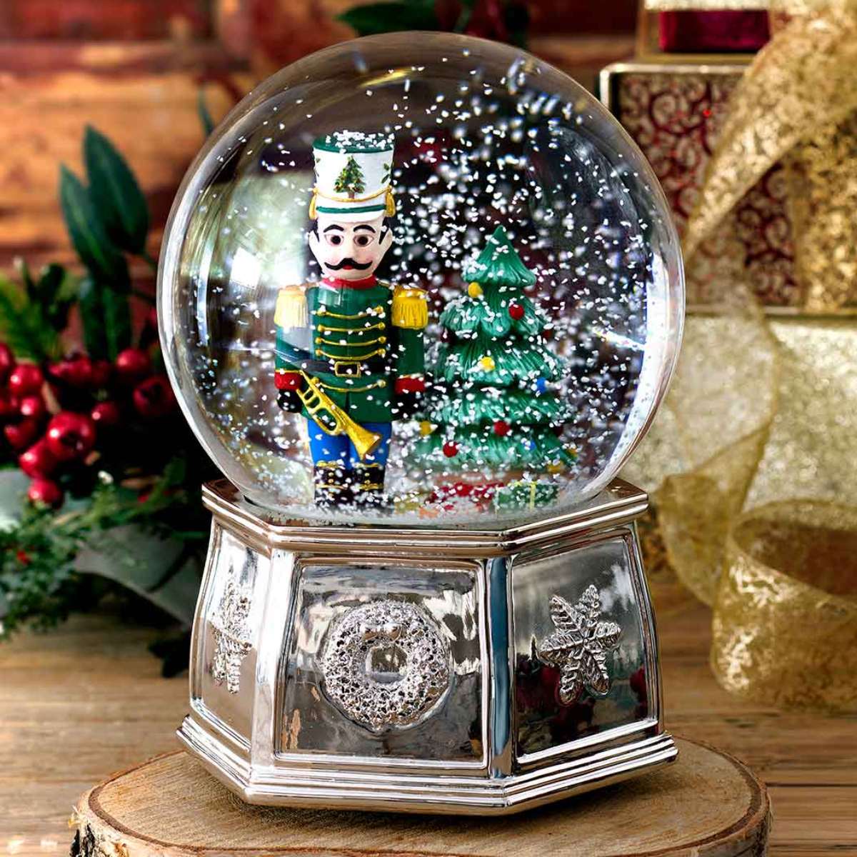 Christmas Tree 6.5 Inch Musical Nutcracker Snowglobe (Nutcracker Suite) image number null